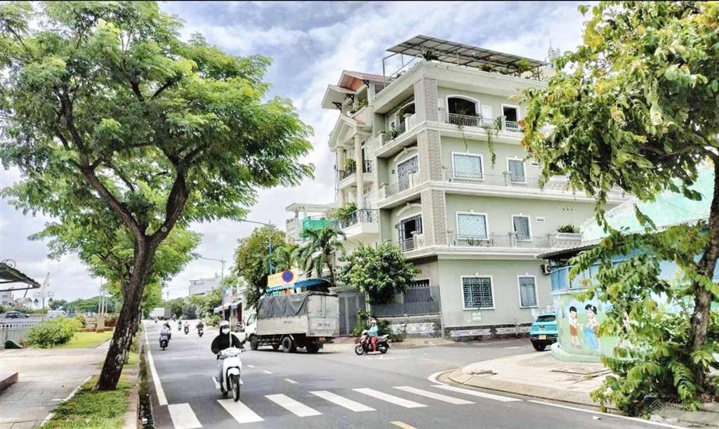 Mặt tiền kinh doanh lò gốm, ngay cầu phạm văn chí, 3.6m x 21m, nhỉnh 8 tỷ