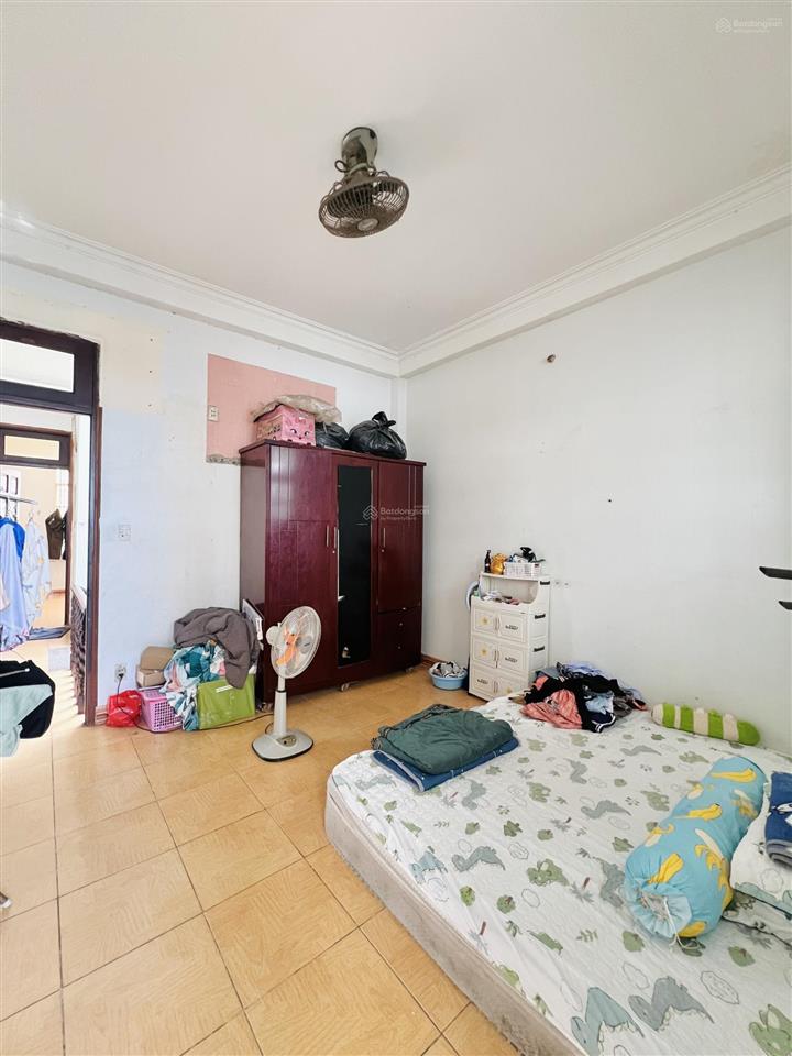 Nhà 3 tầng ngay đường tên lửa  kinh dương vương, 4mx18.5m, tiện ở và kinh doanh, nhỉnh 7 tỷ.