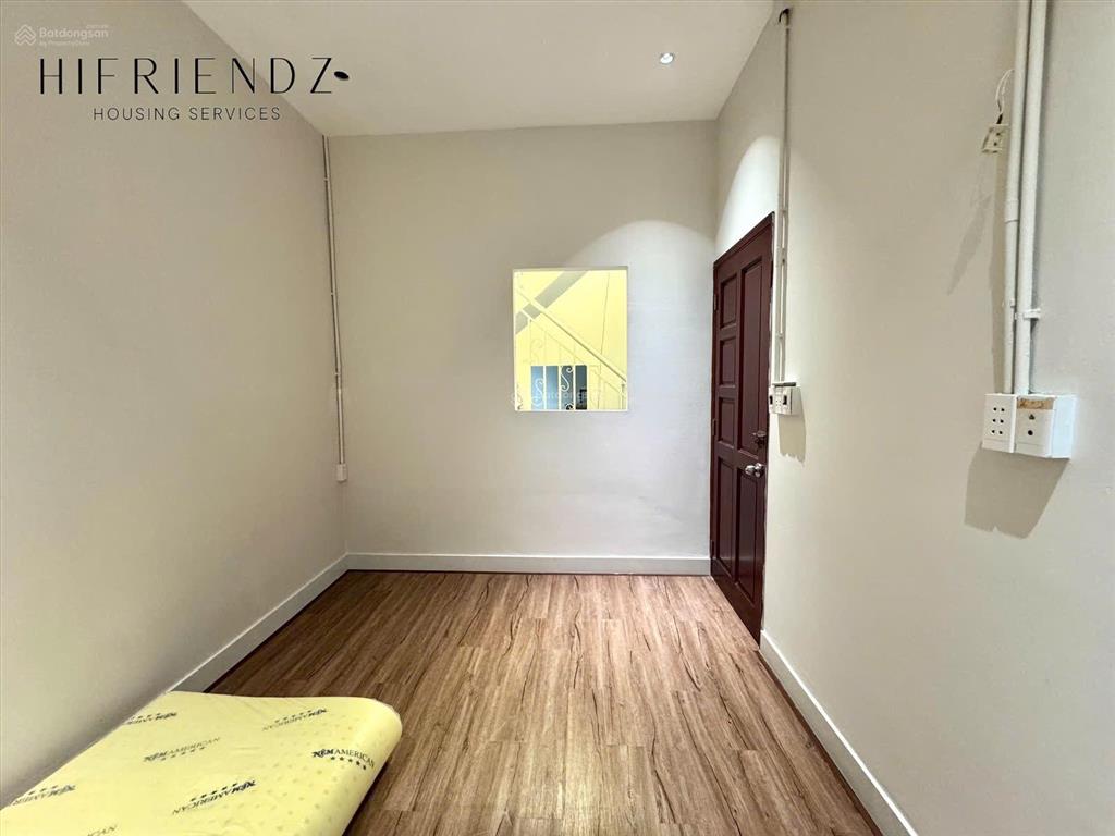 Khai trương căn hộ mới 100% | full nội thất đầy đủ | mặt tiền trung tâm quận 5