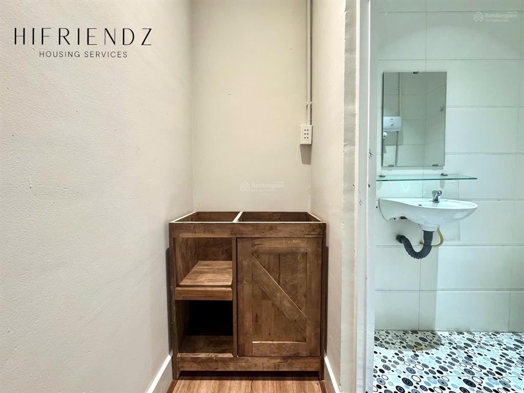 Khai trương căn hộ mới 100% | full nội thất đầy đủ | mặt tiền trung tâm quận 5