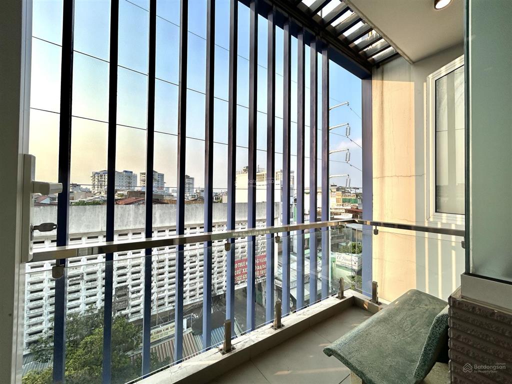 Căn hộ ban công 50m2 | full nội thất đầy đủ, máy giặt riêng | toà nhà thang máy siêu tiện nghi