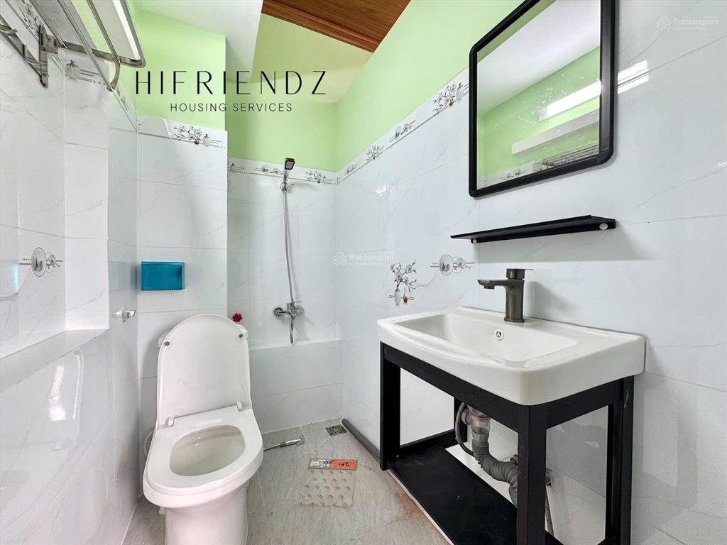 Khai trương căn hộ căn hộ ban công | full nội thất đầy đủ | mặt tiền trung tâm quận 5