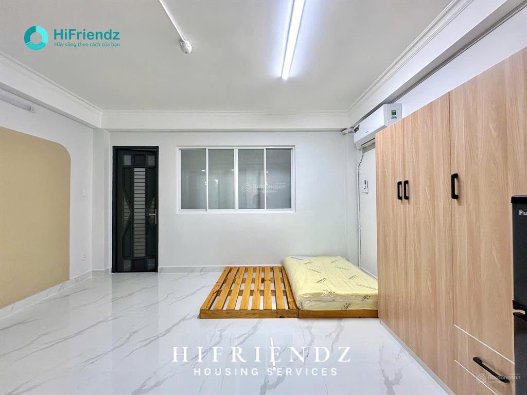Căn hộ sẵn máy lạnh, kệ bếp mới 100% | ngay kế đại học y dược | trống sẵn ở liền