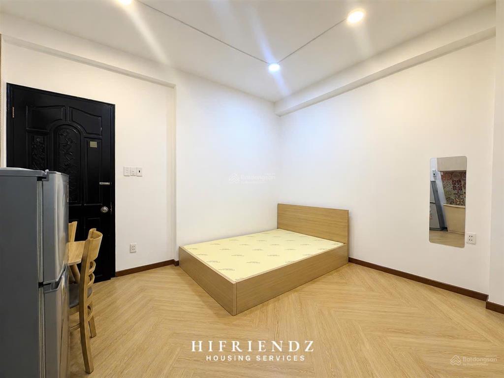 Căn hộ dịch vụ | full nội thất siêu đẹp | gần đại học y dược và ueh | trống sẵn ở liền