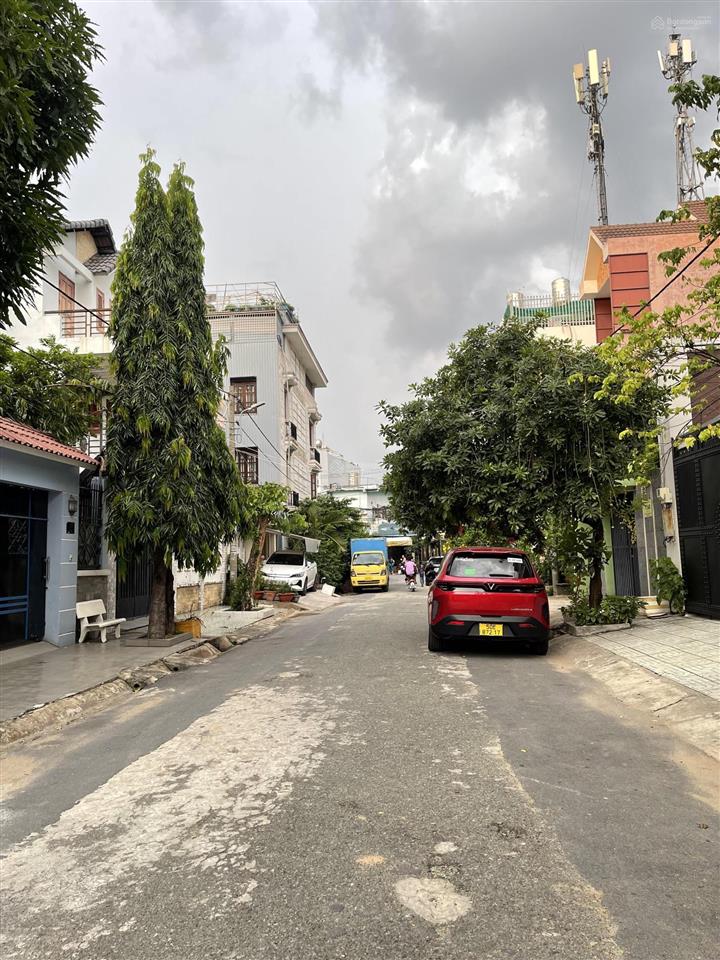 Gấp bán biệt thự q7, 9x17.5 158m2 3 tầng, nhà mới đẹp vào ở ngay, 17 tỷ tl