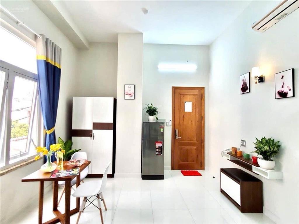 Bán tòa nhà 8 tầng chdv dòng tiền 8.4 tỷ/năm q7  15x30m có hầm + 90pn 2 thang máy  154.x tỷ
