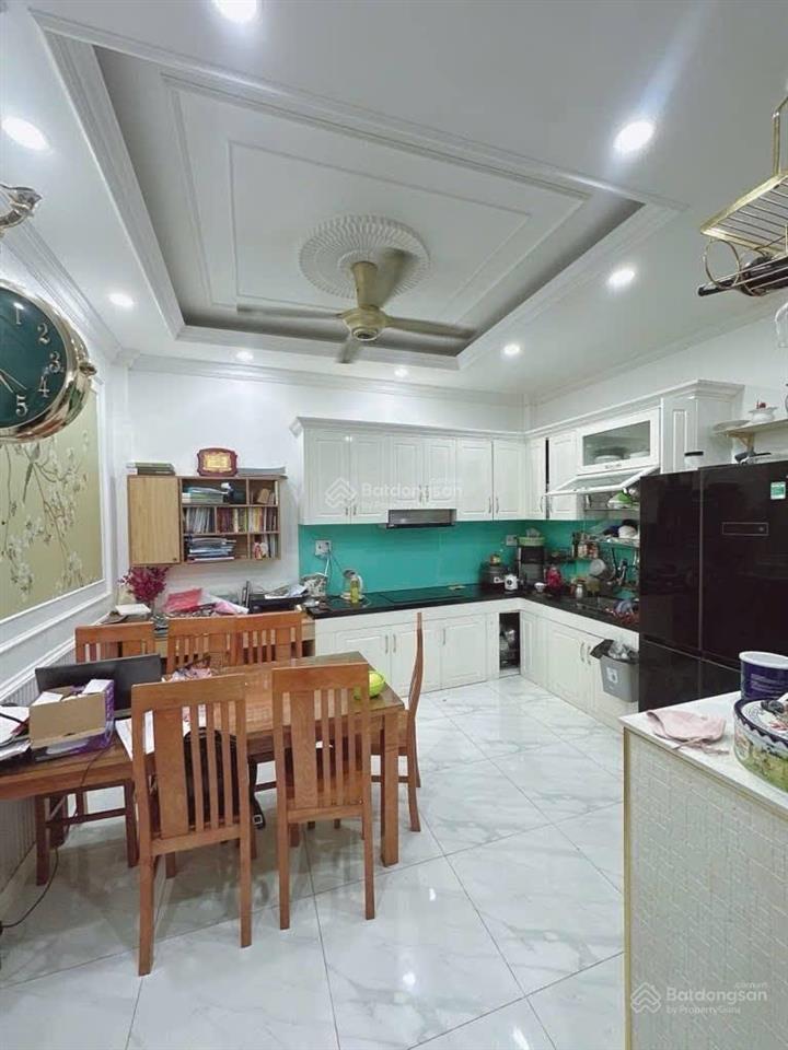 Bán nhà 4 tầng hẻm xe tải đường dương bá trạc p2 q8  dt sàn 200m2 3pn  7 tỷ