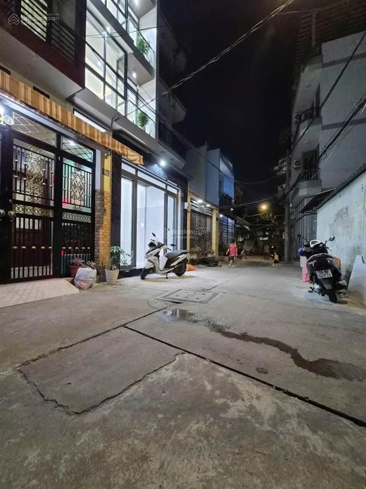 Bán nhà đẹp 4 tầng dương bá trạc hẻm 4m p1 q8  cách mt 5m giá tốt 60m2 chỉ 100tr/m2