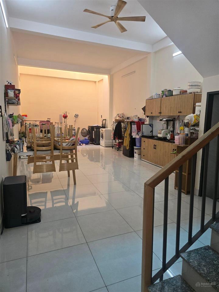 Gấp bán nhà 3 tầng mt tùng thiện vương 4.5x21 100m2  vị trí kinh doanh q8  giá chỉ 14.x tỷ tl
