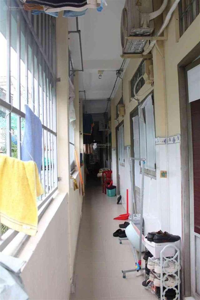 Bán chdv 3 tầng 6.5x25 165m2 hẻm ô tô phú thuận q7  thu nhập 36tr/tháng giá chỉ 110tr/m2