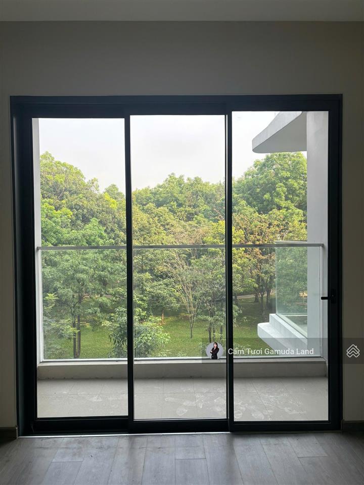 Centery 3pn view công viên  lịch tt giãn 36th giá 10ty7