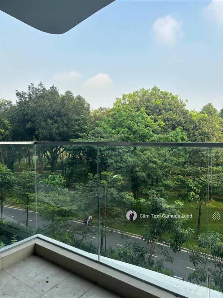 Centery 3pn view công viên  lịch tt giãn 36th giá 10ty7