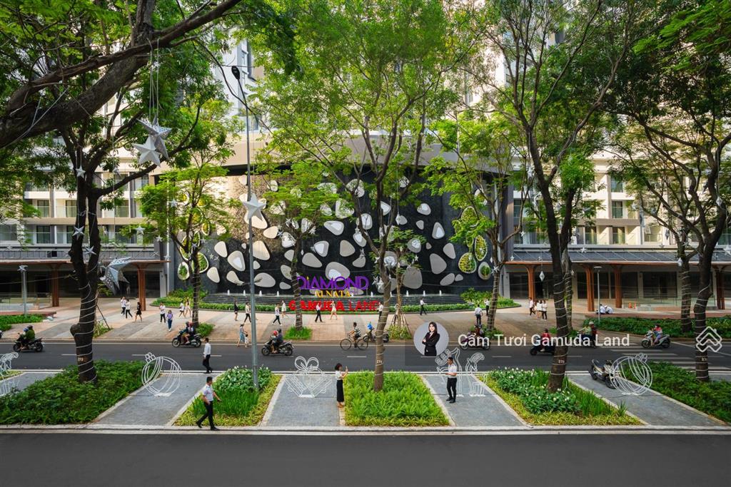 Cho thuê shophouse siêu lớn đại lộ gamuda  703m2 có thể tách 2 căn, ngay thác nước