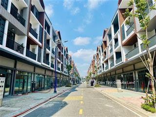 Artisan park nhận booking  tt giãn 5 năm, cam kết cho thuê 4 năm, ck tới 14%