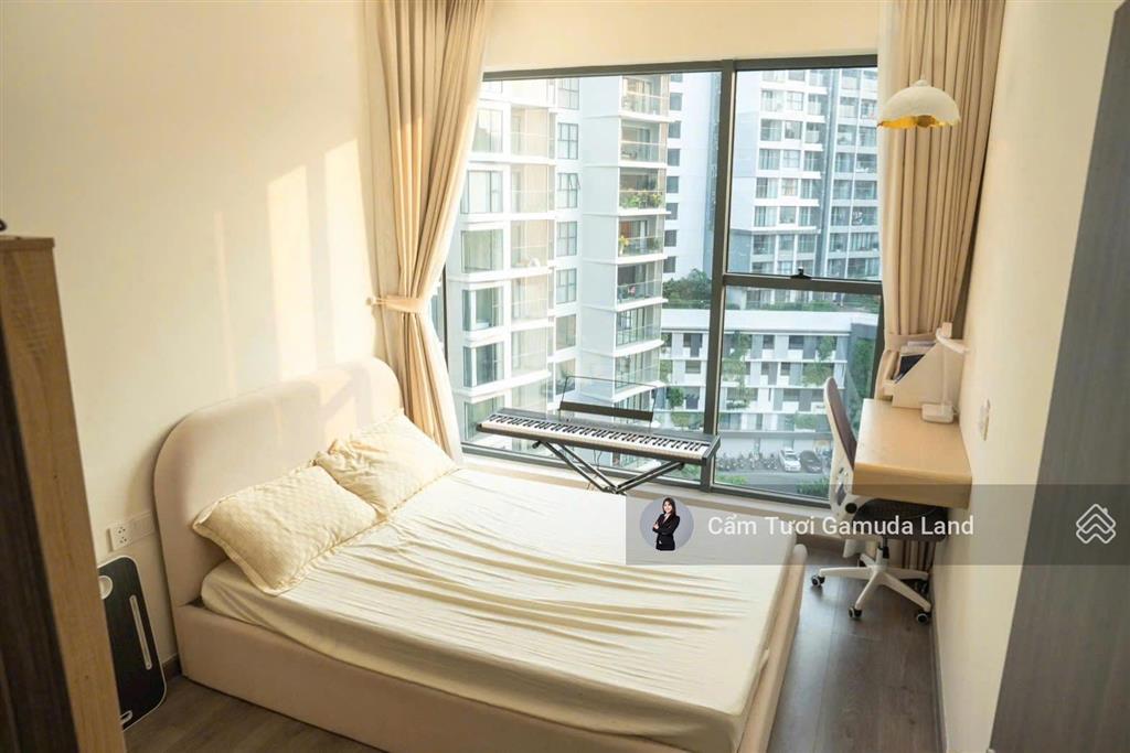 Centery view hồi bơi 86m2  ntcb giá 8,2 tỷ/kèm ô xe