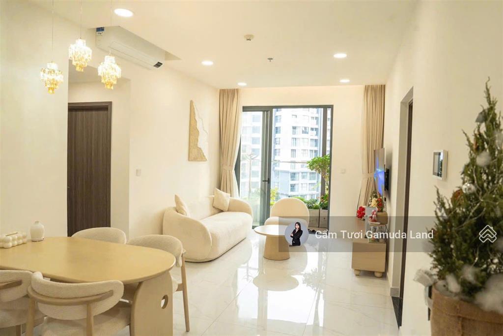 Centery view hồi bơi 86m2  ntcb giá 8,2 tỷ/kèm ô xe