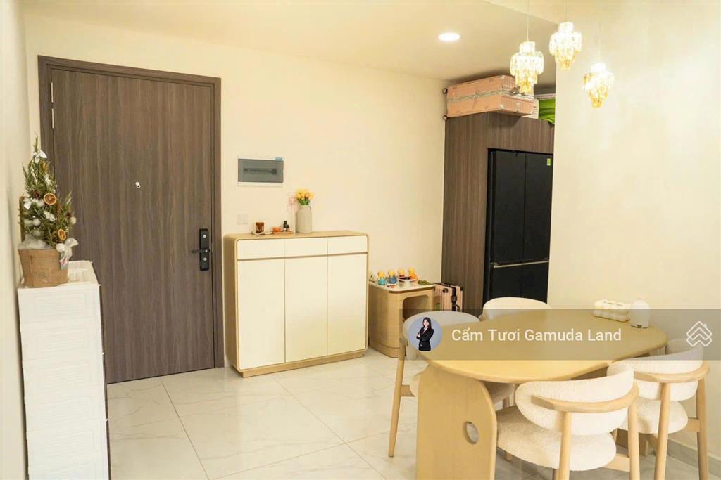 Centery view hồi bơi 86m2  ntcb giá 8,2 tỷ/kèm ô xe