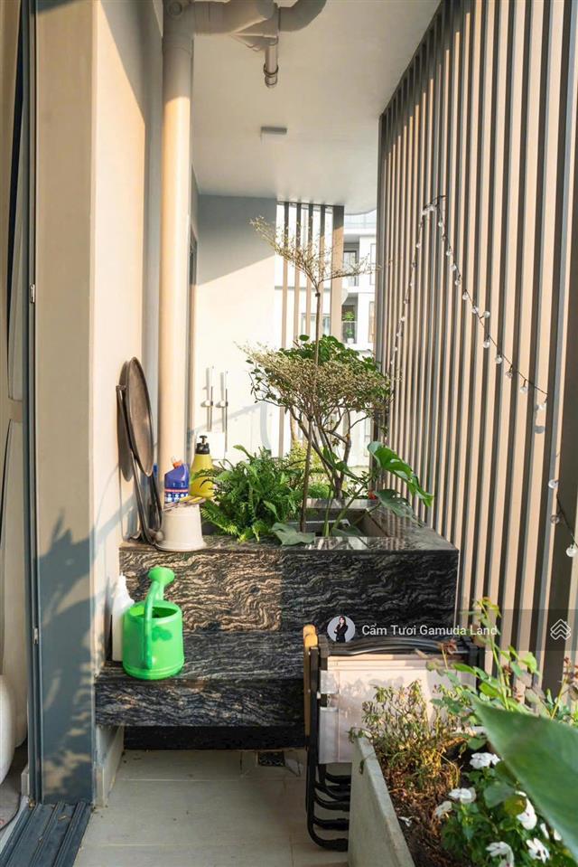 Centery view hồi bơi 86m2  ntcb giá 8,2 tỷ/kèm ô xe