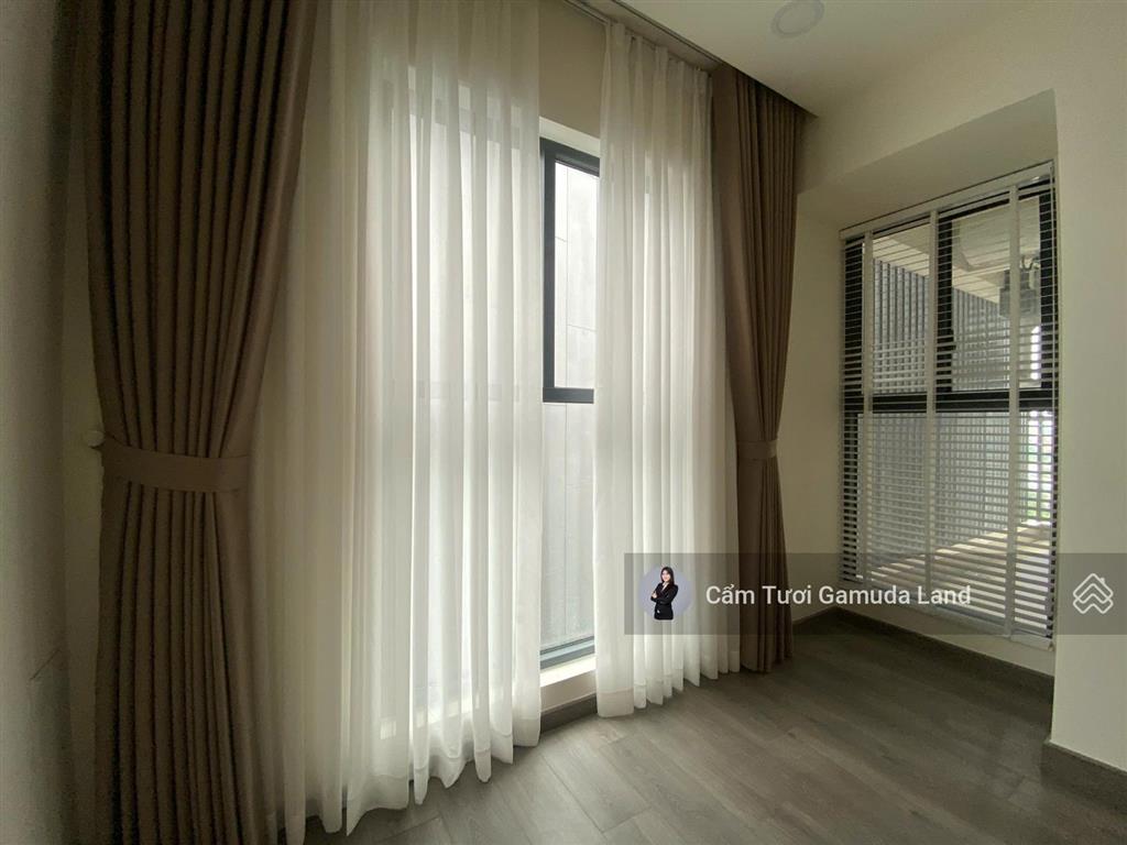 Căn góc centery 3pn tầng cao đẹp view công viên  10ty5 có ô xe