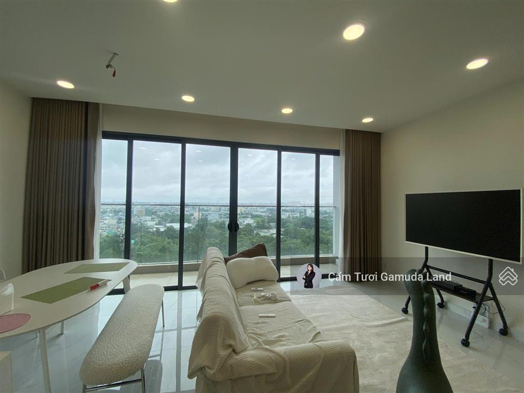 Căn góc centery 3pn tầng cao đẹp view công viên  10ty5 có ô xe