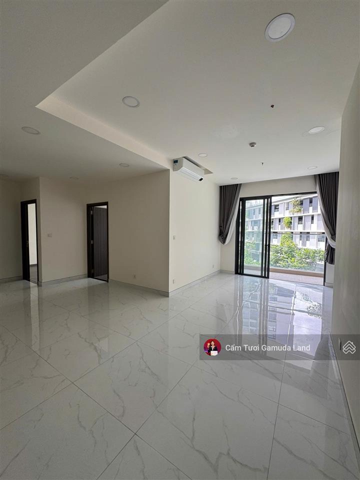 Hot! centery 96m2  2pn 2wc giá ntcb 7tỷ990 (có ô xe)