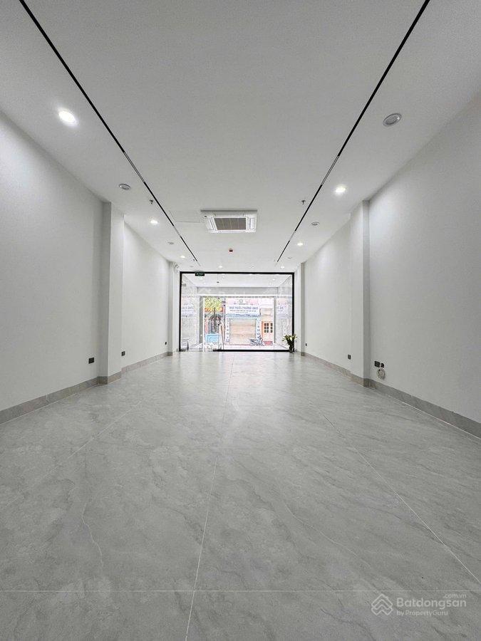 Siêu vip mặt phố cầu giấy, thang máy, kinh doanh, dt 83m2 x 8 tầng, mt 6.2m, nhỉnh 80 tỷ