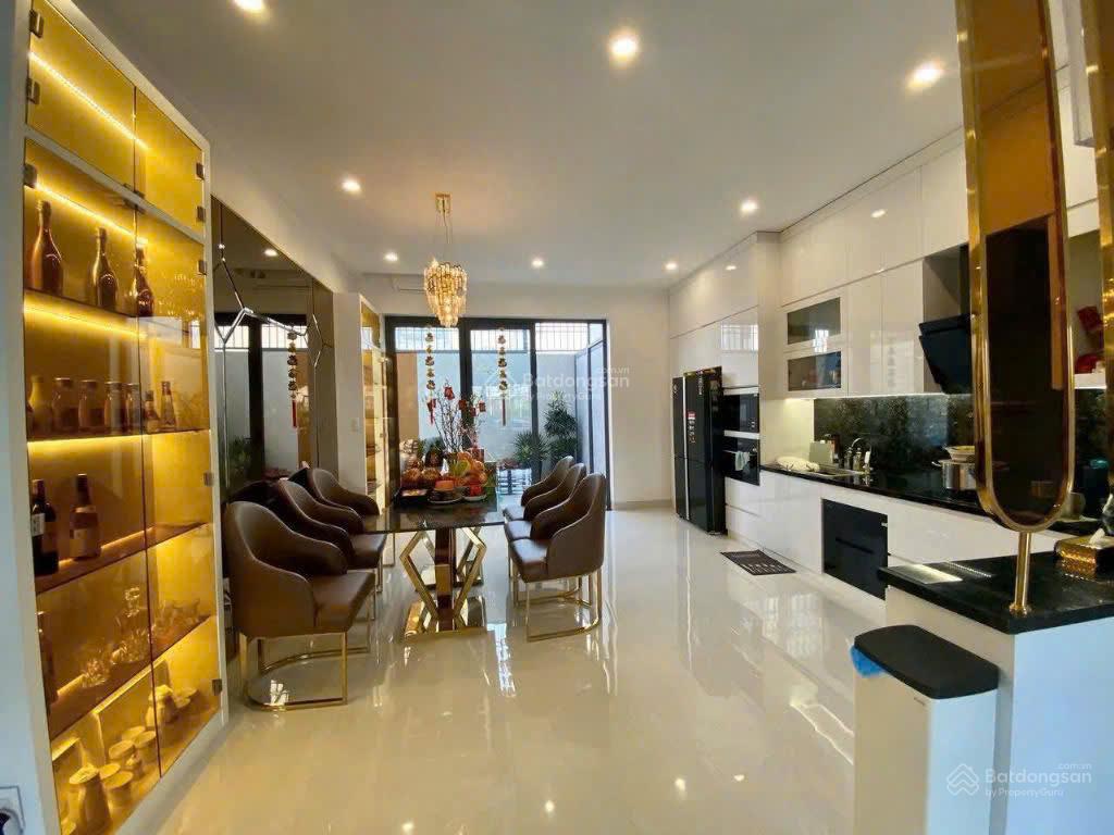 Bán gấp nhà mặt tiền kdc nam long trần trọng cung  quận 7  5m x 24m  130m2  giá 16 tỷ