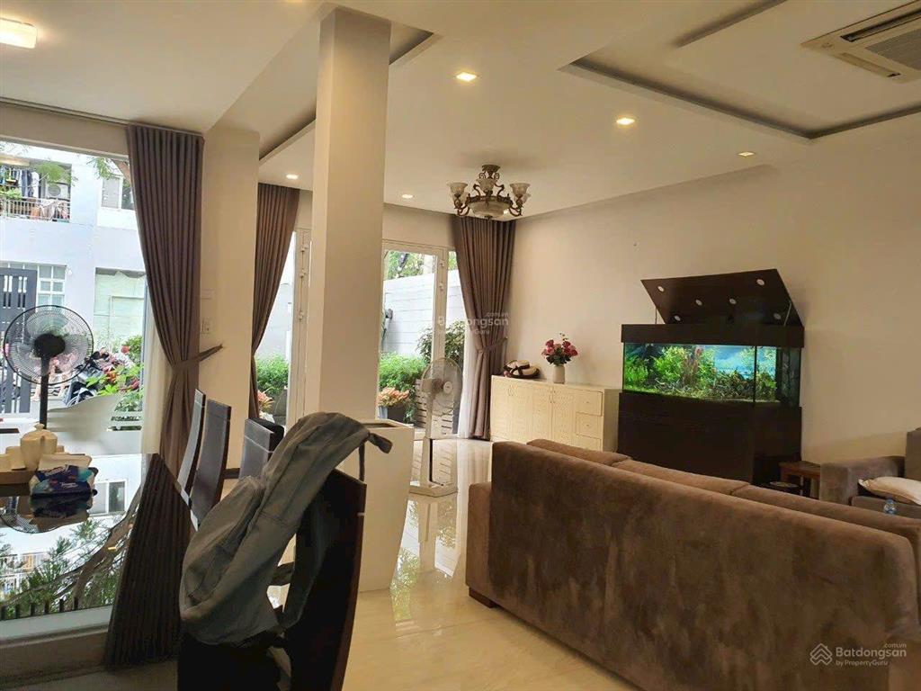 Cần bán gấp biệt thự nội thất cao cấp kdc tấn trường dt 148m2, xd trệt 2 lầu áp mái