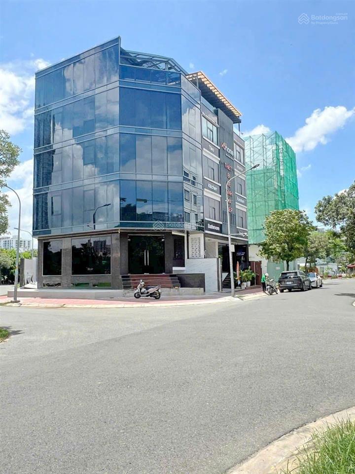 Chủ cần bán nhanh toà nhà 5x20m, hầm 5 tầng (có thang máy), kdc kim sơn kế lotemark p. tân phong q7