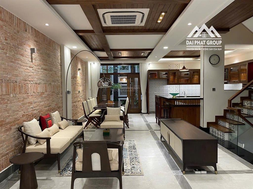 Chủ cần bán nhanh toà nhà 5x20m, hầm 5 tầng (có thang máy), kdc kim sơn kế lotemark p. tân phong q7