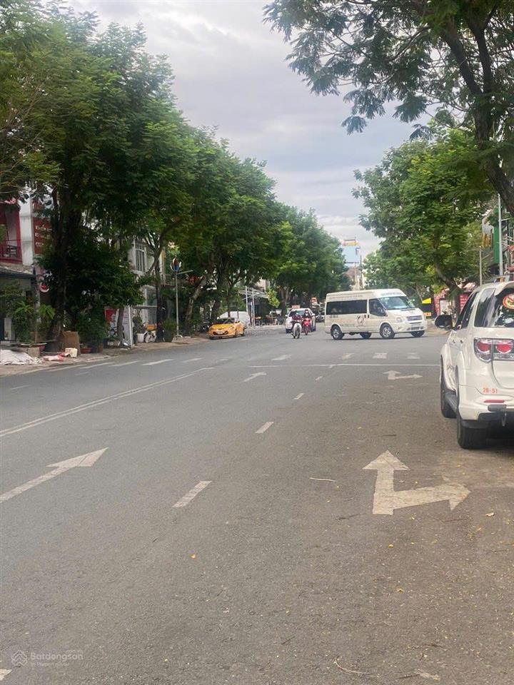 Cần bán căn nhà mt đường 30, kdc tân quy đông, q7, giá 15 tỷ.  0906 615 ***