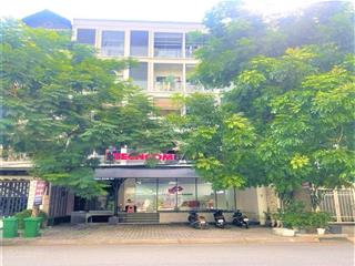 Chủ cần bán gấp biệt thự phú thuận la casa, q7  dt 7x20m (140m²) hầm 4 tầng thang máy, giá 22 tỷ