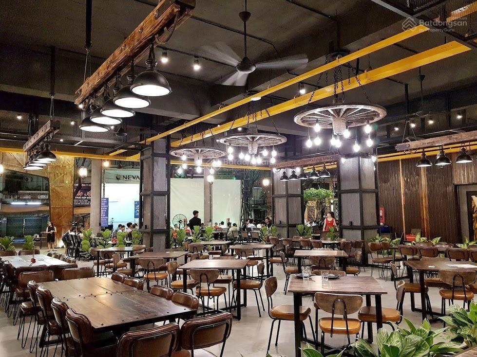 Cho thuê mặt bằng 1100m2  trung tâm diện tích lớn  bề ngang 16m