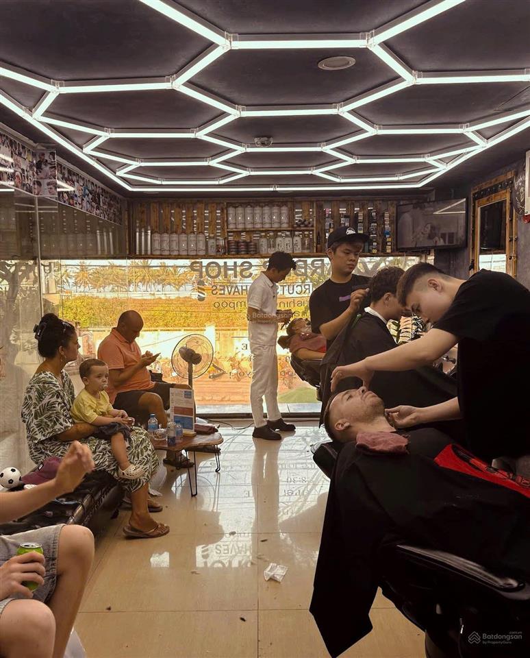 Hot cho thuê mb trần bạch đằng  đối diện mường thanh