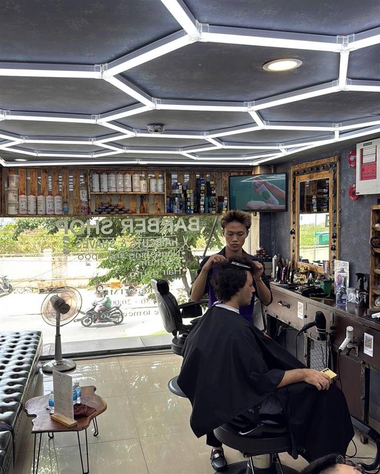 Hot cho thuê mb trần bạch đằng  đối diện mường thanh