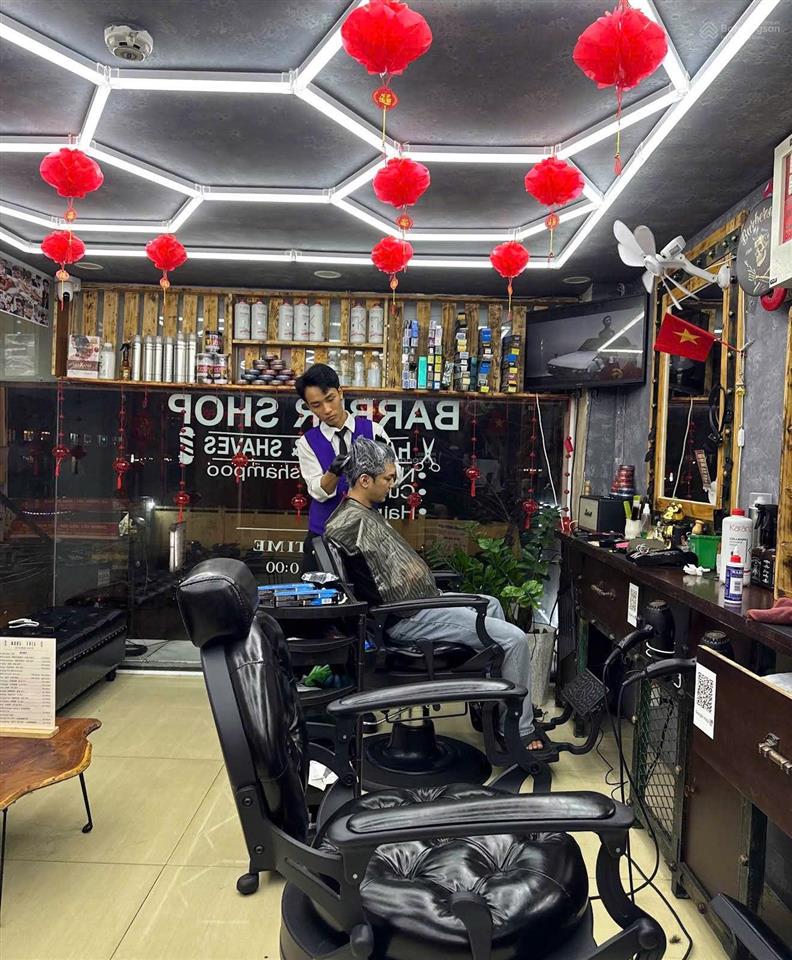 Hot cho thuê mb trần bạch đằng  đối diện mường thanh