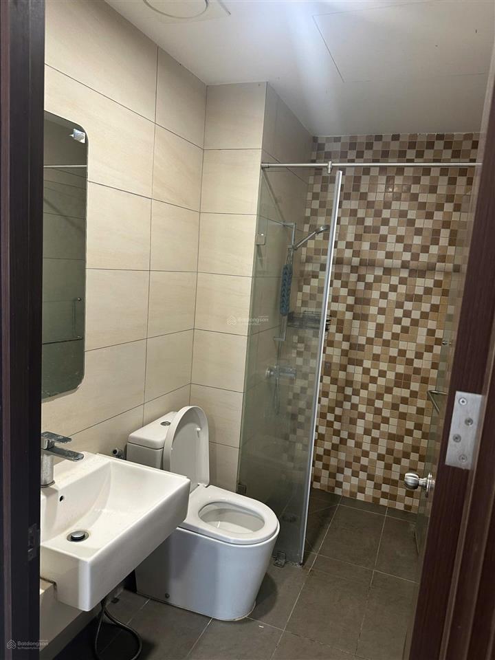 Chính chủ bán căn hộ 2pn 1wc giá 2 tỷ 900 đã có sổ công chứng ngay