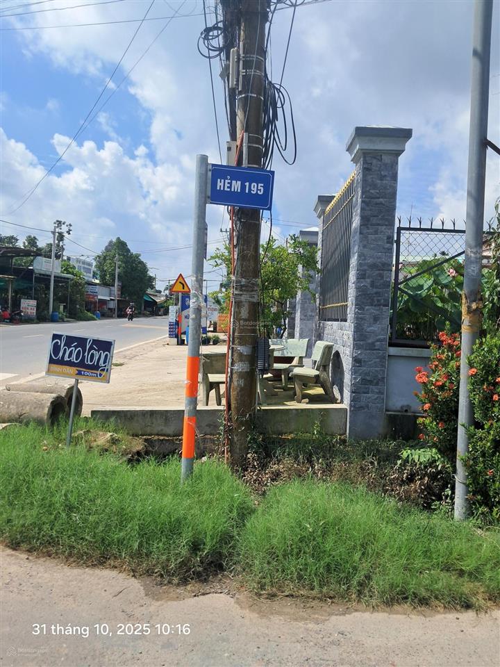 Xã thái mỹ, huyện củ chi  đất shr 1/ tỉnh lộ 7 vào. cách tỉnh lộ 2 tầm 700m. 38x20m 760m2 thổ 60m2