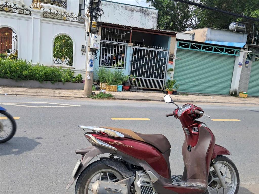 Mặt tiền đường bình mỹ củ chi hcm. hiện trạng nhà cấp 4. có gác lửng. dt 4x13m. nhà đã hoàn công