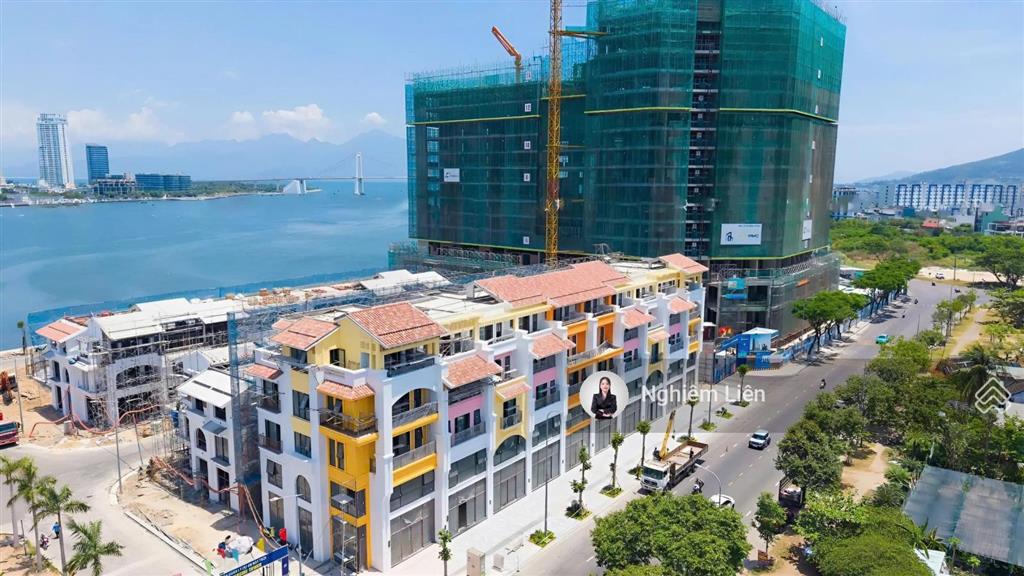 Khối đế symphony tâm điểm thương mại sầm uất bên sông hàn, căn góc view công viên và mặt tiền thđ