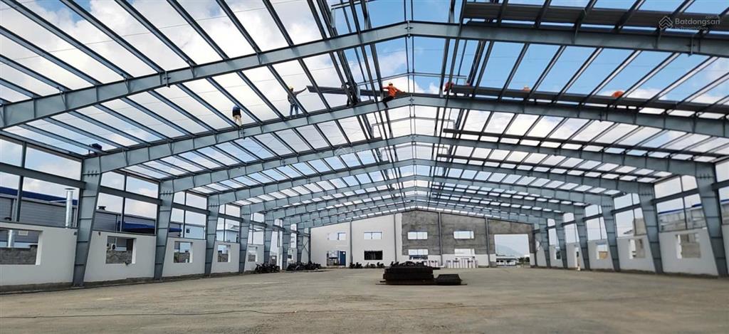Cho thuê nhà xưởng 7000m2 (3500+3500) tại vĩnh tân bình dương.  0798 268 ***