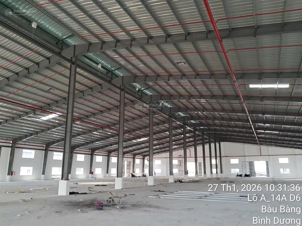 Cho thuê nhà xưởng trong kcn bình dương 5000m2 mới 100% đầy đủ công năng.  0798 268 *** anh giáp