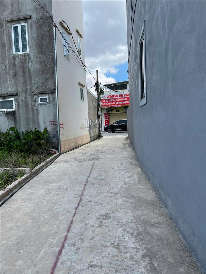 Bán lô đất tại hoa đông, ngay sát trục đường 203. giá siêu hời