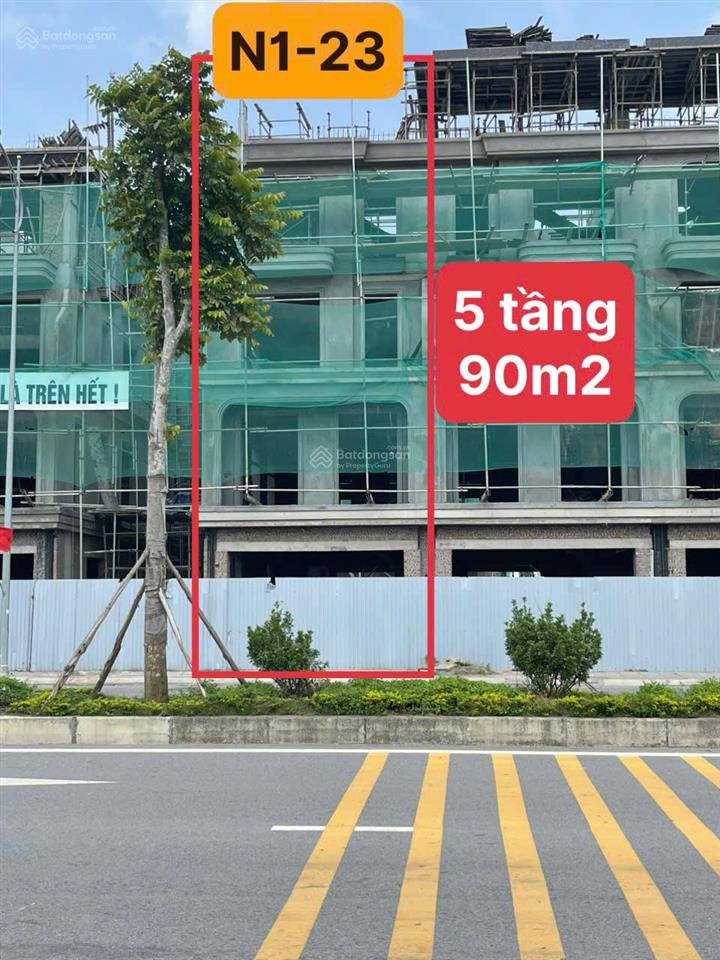 N1  23  căn góc xẻ khe mặt đường đỗ mười. diện tích 90m2 ngang 6m xây dựng 5 tầng  hướng đông