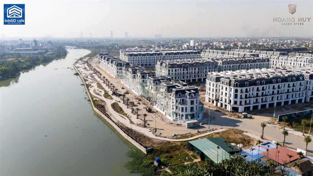 Bán căn biệt thự lkv2  7 xẻ khe với 198m2, hướng đông  tây