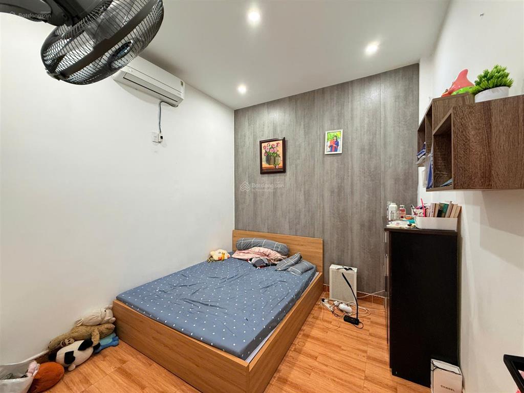 Nhà mặt tiền huỳnh ngọc huệ 100m ngang 4.5m kinh doanh đỉnh chỉ 11.5 tỷ tl