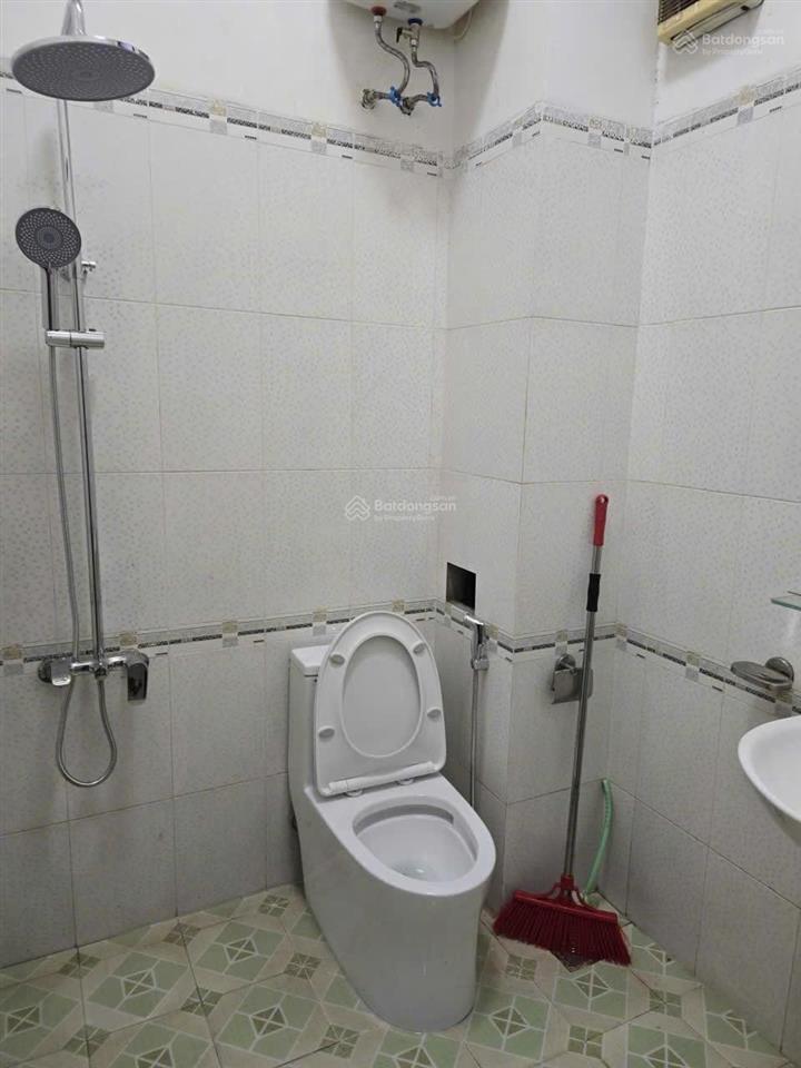 Bán 2 tầng mt trịnh công sơn 100m, cách downtown 69 tầng chỉ 300m, giá 12 tỷ tl