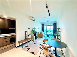 De la sol cho thuê 2pn 2wc 74m2 full nội thất tầng cao nhà mới nằm tại tôn thất thuyết q4 kế bên q1