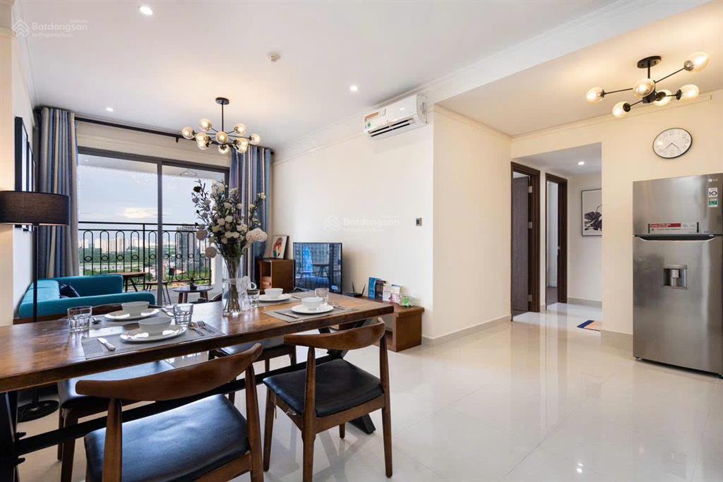 Saigon royal cho thuê 2pn 2wc 88m2 view sông ngắm được pháo hoa tại bến vân đồn q4 kế bên q1