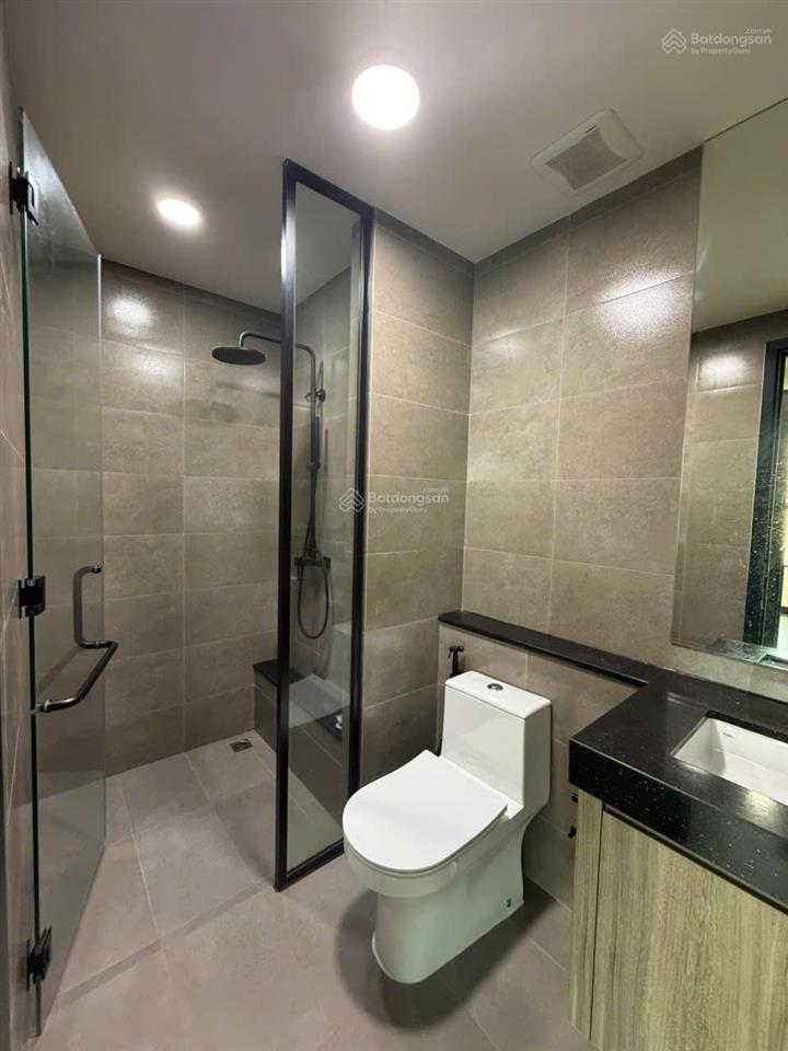 Cho thuê delasol 2pn 2wc 75m2 ntcb giá 20tr vào ở liền tại tôn thất thuyết q4 kế bên trung tâm q1